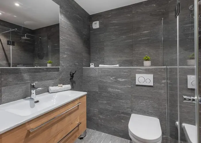 Les Flambeaux - B21 - Bo Immobilier