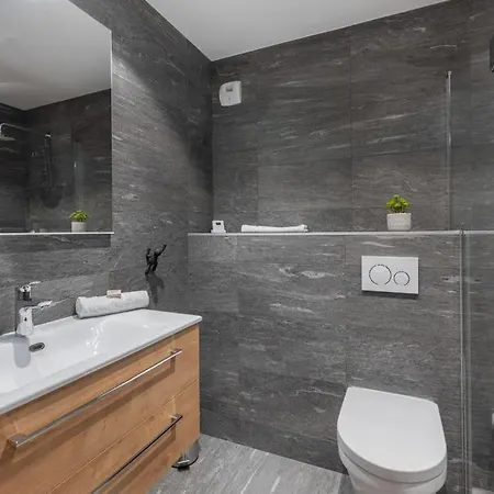 Les Flambeaux - B21 - Bo Immobilier